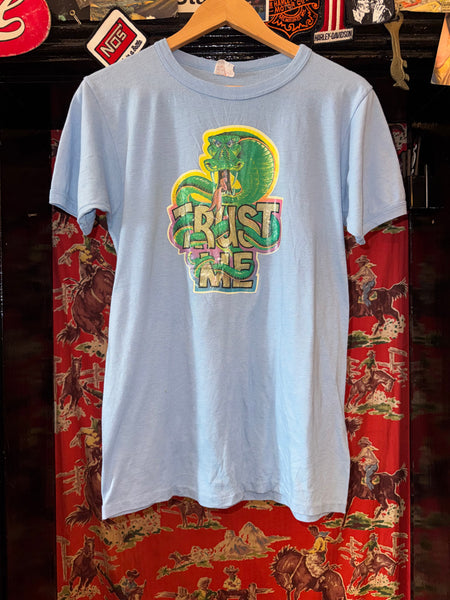 Vintage ‘Trust Me’ Glitter Snake T-shirt (L)