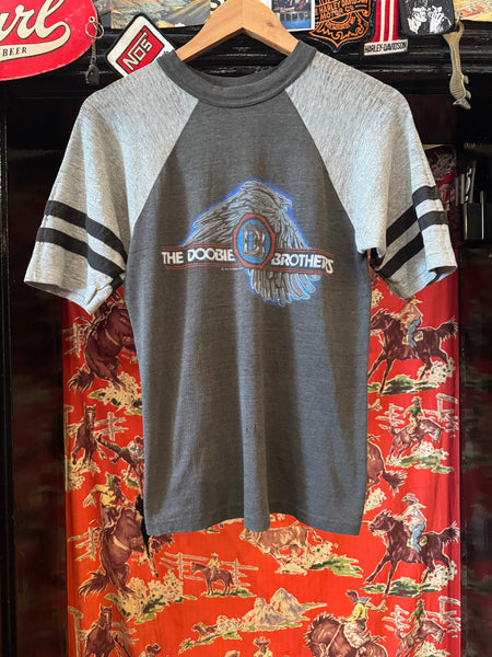 Vintage Doobie Brothers 1982 Farewell Tour T-shirt (S/M)