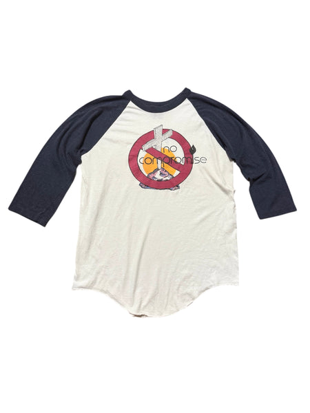 Vintage No Compromise Raglan (L)