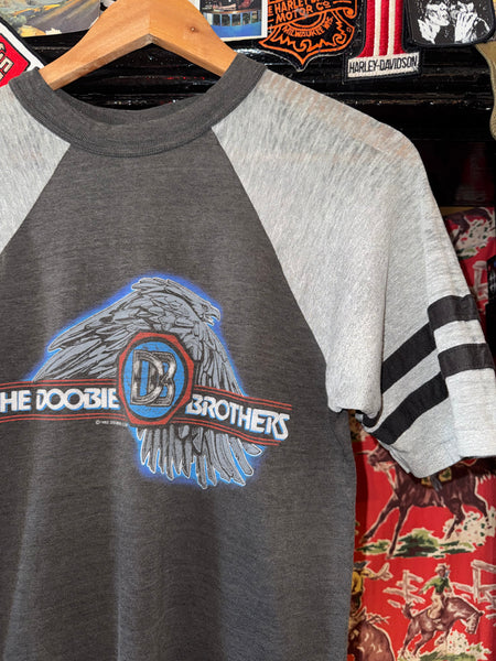Vintage Doobie Brothers 1982 Farewell Tour T-shirt (S/M)