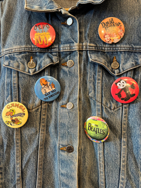 Camel Racing - Large Badge - 6.5cm