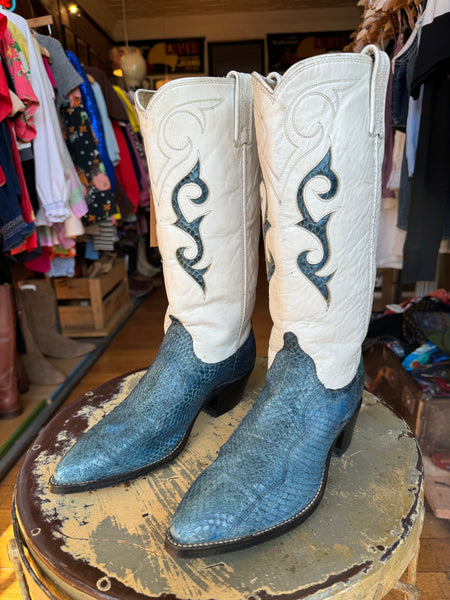 Vintage Blue & White Snakeskin Cowboy Boots (7.5/8 Womens)